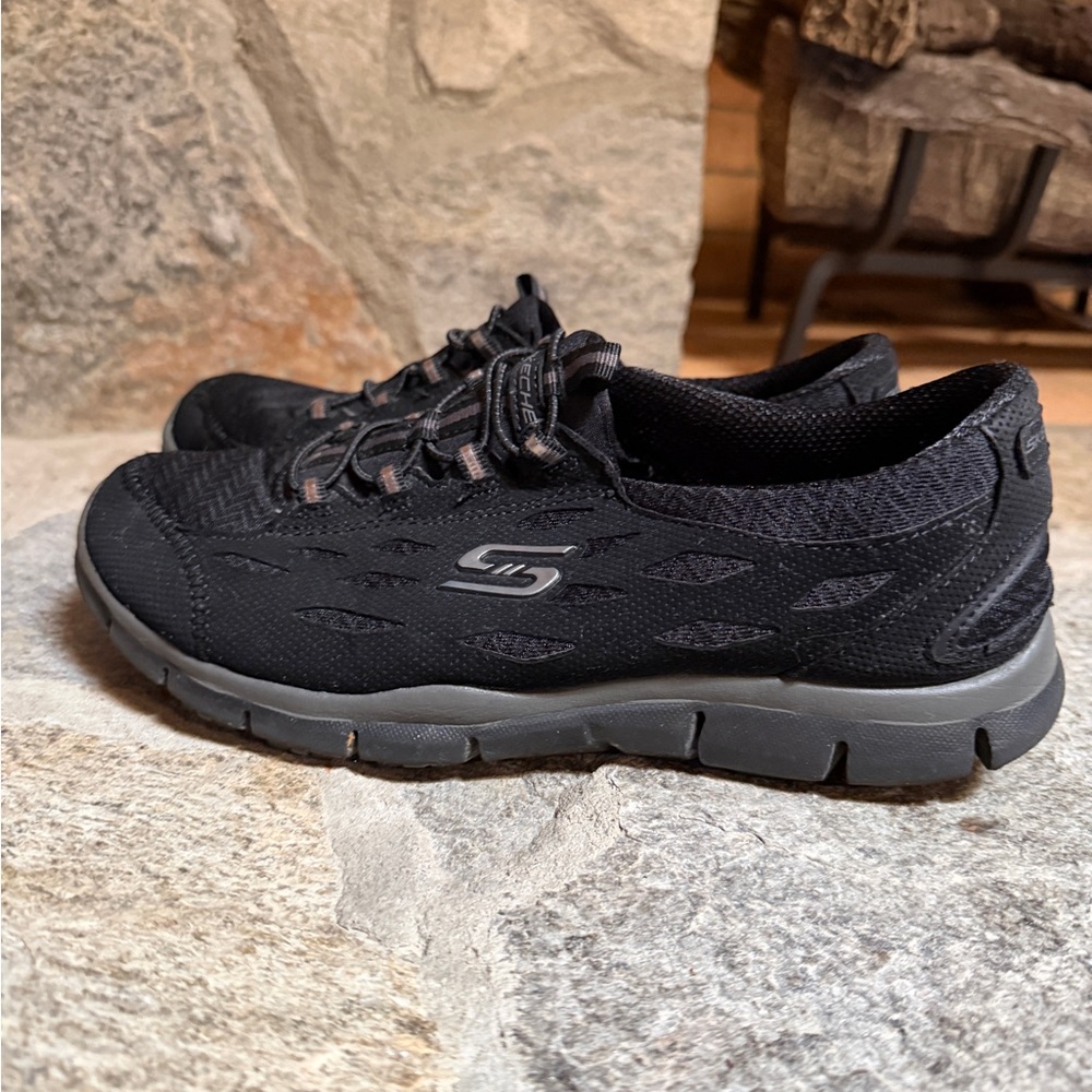 Skechers Black and Gray Casual Sneakers